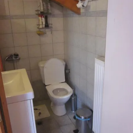 Nikos Loft Olympia Apartment