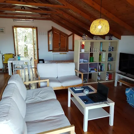 Nikos Loft Olympia Apartment