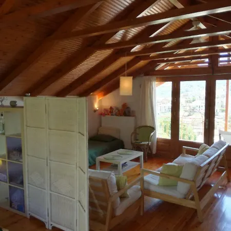 Nikos Loft Olympia Apartment